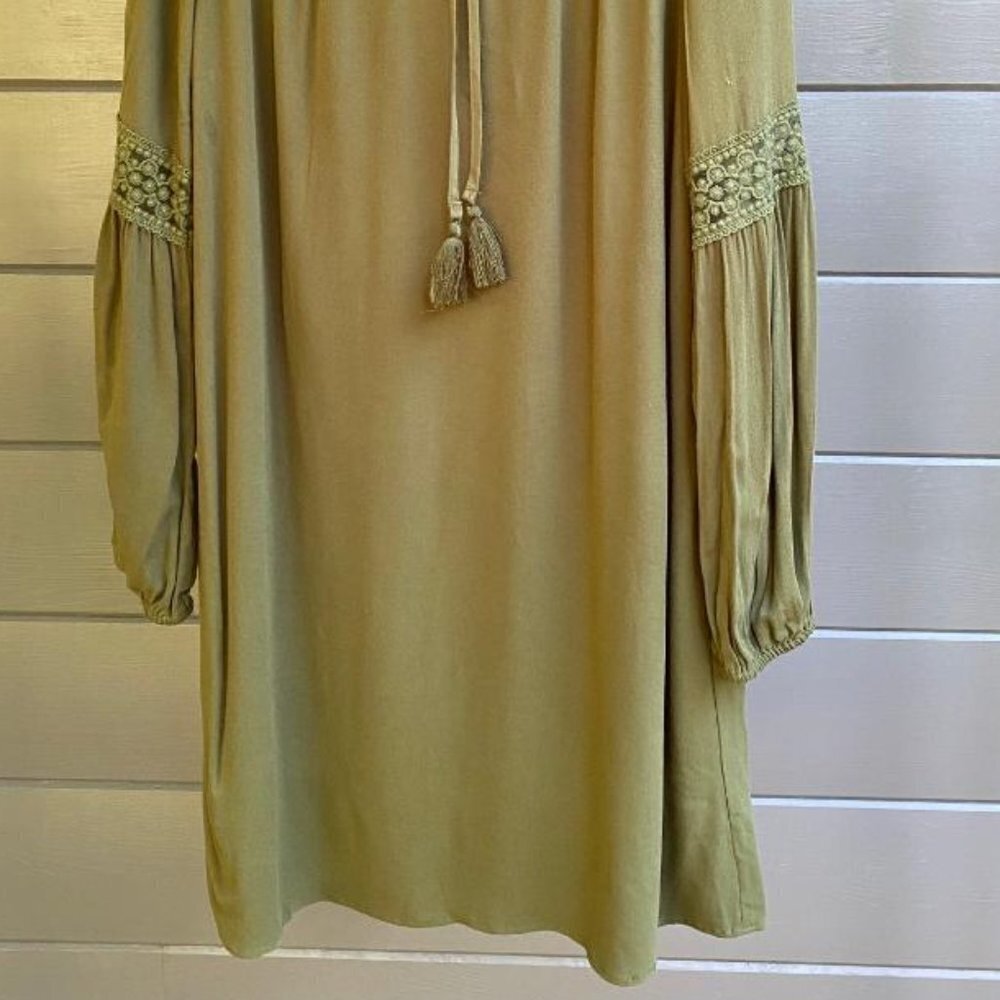 mi ami Casual Dress with Lace Accents, Army Green Size Med - Picture 3 of 7